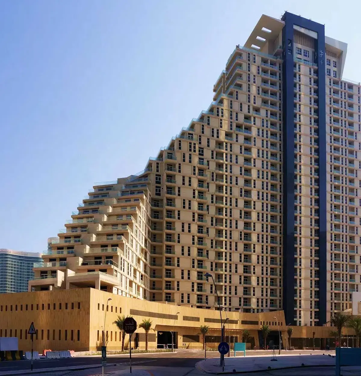 Shopping & Entertainment Options at Mangrove Place