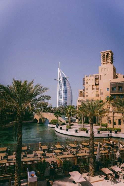 Is Now the Right Time to Buy Off-Plan Properties in Dubai? A 2025 Market Overview