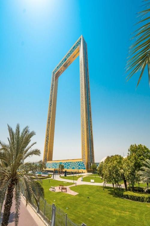 A Complete Guide to Visiting The Dubai Frame